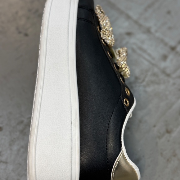 Women fashion platform with double bowls sneaker - Picture 7 of 7